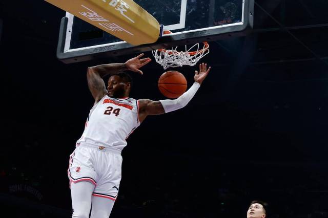 进入体育首页 >nbacba国际足球英超中超男足乒乓球排球体育视频体育