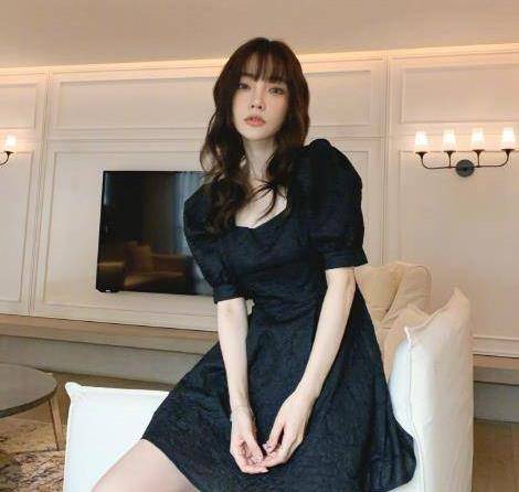 原创有种"整容"叫16岁的李小璐!