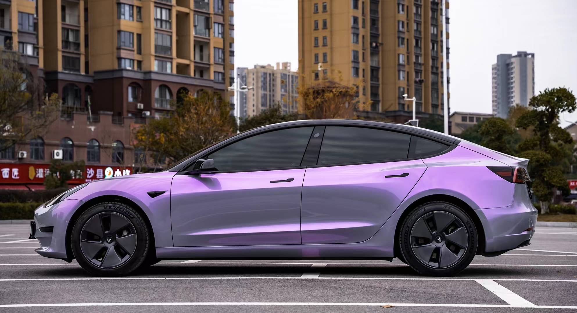 特斯拉model3-ek改色膜梦幻灰魅紫,藏不住的梦幻少女心_搜狐汽车_搜狐