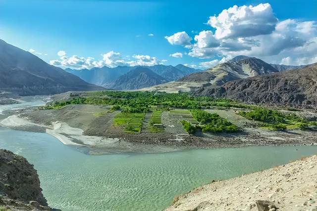 1962年,我们收复了藏南吉米塘,我写了一首赞美诗_工作_印军_歌声