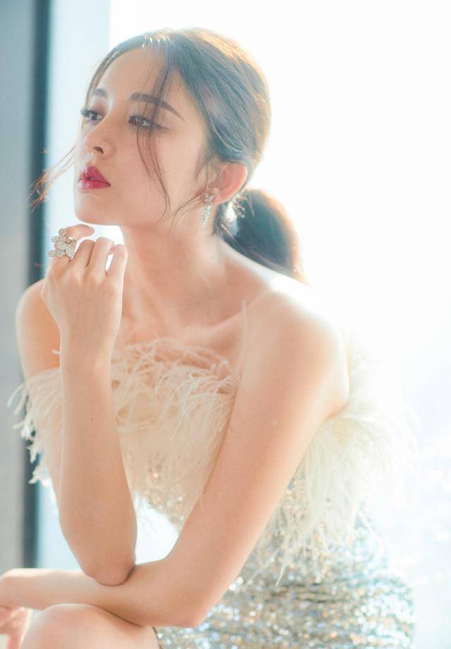 双眼布满血丝却面露微笑,被朱丹质疑画画很好_李庚希_古力娜扎_盛典