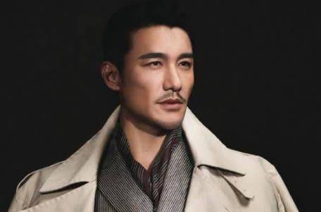 亲兄弟不同命,哥哥在狱中度日,弟弟住750平米豪宅来去自如_胡东_命运