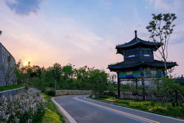 五山公園實拍圖家門口便是佔地17萬㎡的梅花塢,據瞭解,其中栽植200