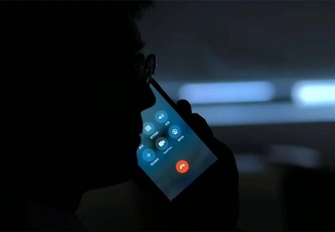 因家长半夜打电话,班主任怒怼学生:我不休息,我就该24小时服务你啊?