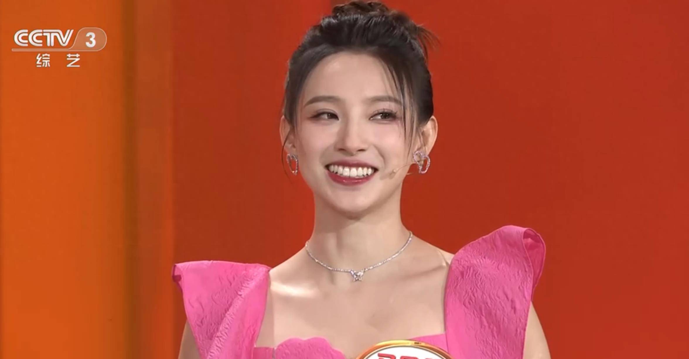 央视新面孔马凡舒岗位出现调整,离开体育频道只是时间问题_工作_门面