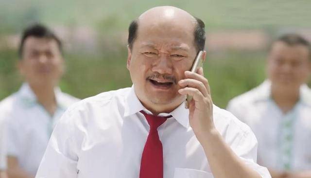 因为太气人,王老七甚至拿出了经典绝招大铁锹来对付谢广坤