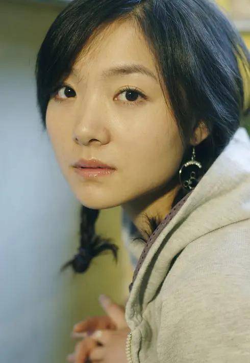 齐溪:娱乐圈的"奇女子",穿帆布鞋走红毯,颜值与实力并存_时候_电影节