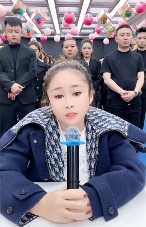 网红刘野约架被杀去世,凶手也是网红,师傅小娜娜做法引争议_徒弟_直播