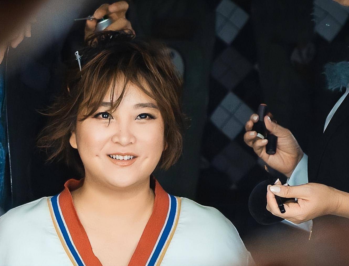 贾玲瘦身成功惊艳娱乐圈,背后原因让人泪目