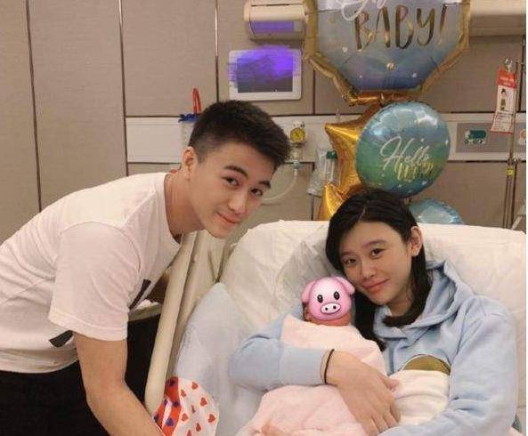 郭碧婷_奚梦瑶_霍启刚