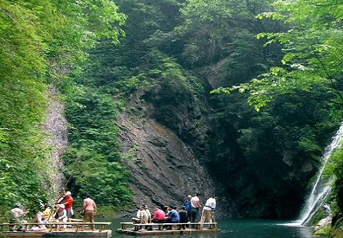 丹凤丹江漂流具有深厚的历史文化渊源,历代名士李白,白居易,杜牧