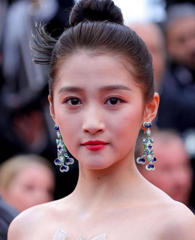 女星高清照曝光,娜扎,关晓彤,竟都不如她_皮肤_章子怡_镜头