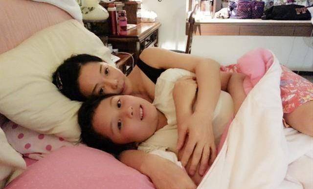 狄莺38岁生子,12岁断奶15岁分床,畸形母爱让儿子前途尽毁_孙鹏_蓝洁瑛