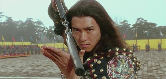 "如日中天"的周星驰第一次尝试悲喜剧,演技被导演看"呆"_陈嘉上