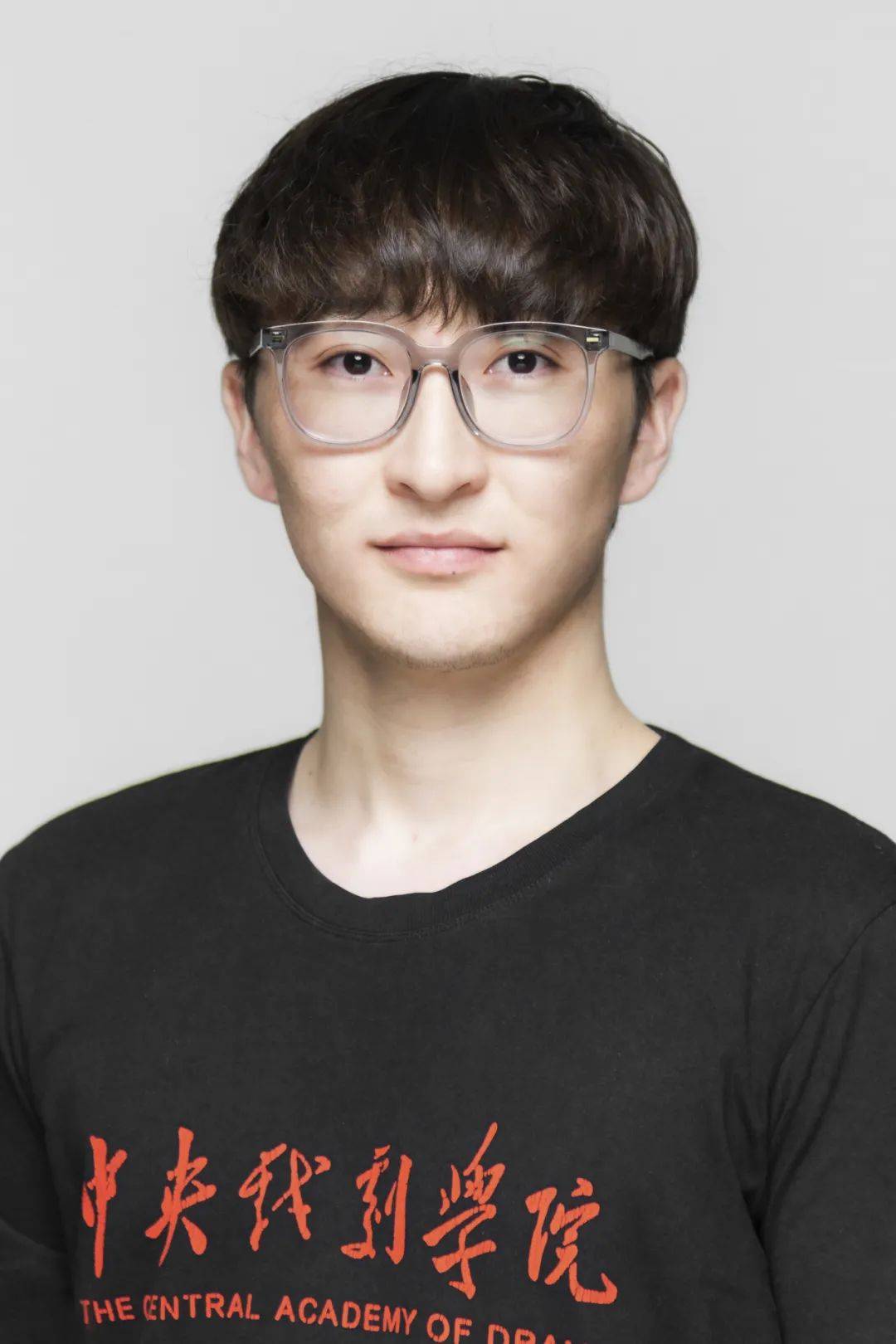 游子意阮碧玉韩鸿博陈光辉76演员照片04冬:韩鸿博,李浩然秋:阮碧玉