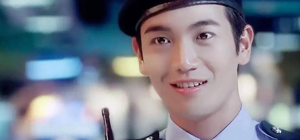 "含身材驼背"别硬演古偶,所谓"玉面小郎君",还得看这9位明星_郑少秋
