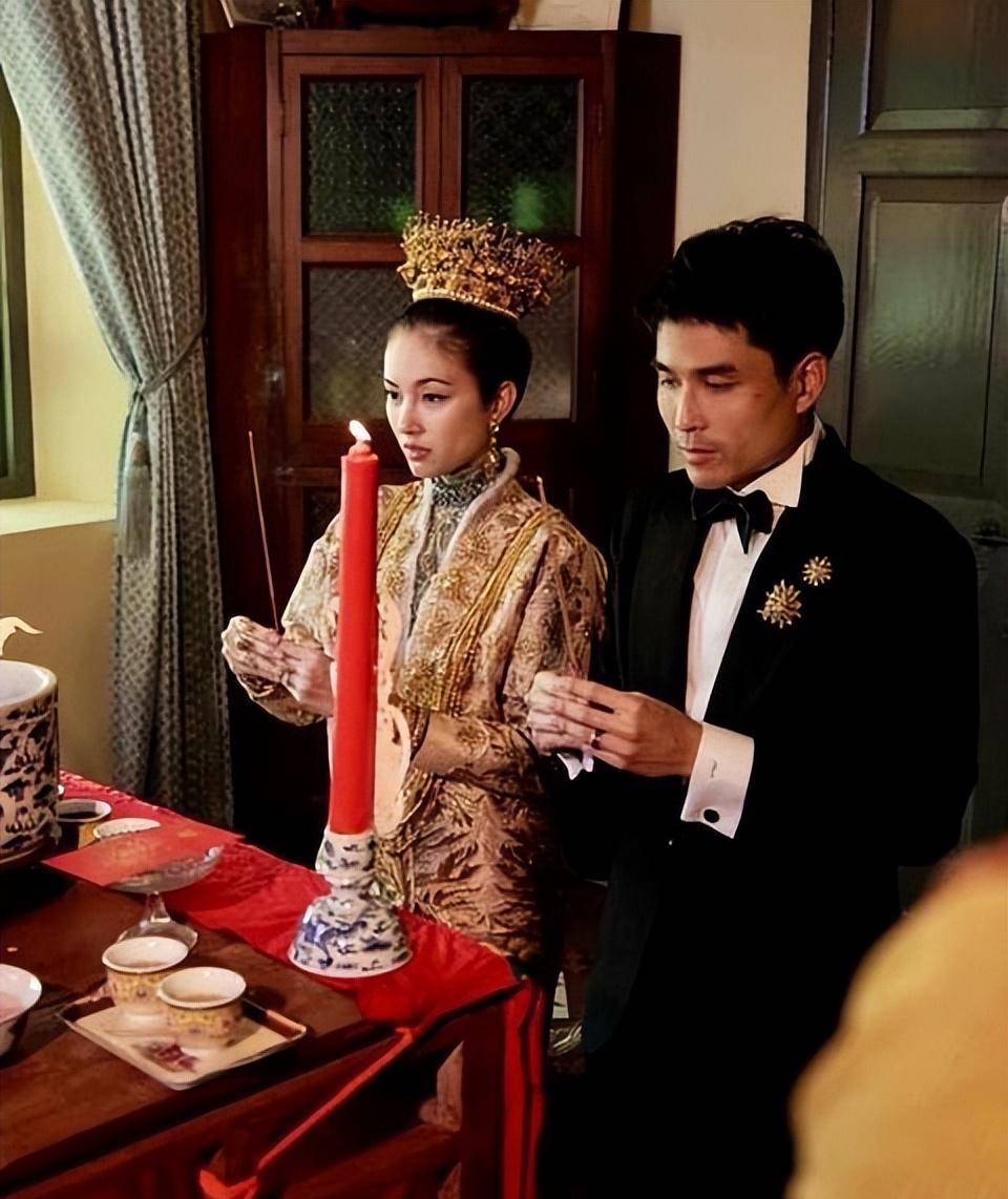 泰国最美变性人宝儿大婚!