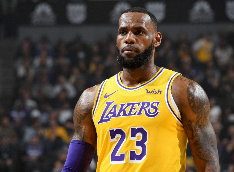 绝了,詹姆斯点名儿子来湖人!