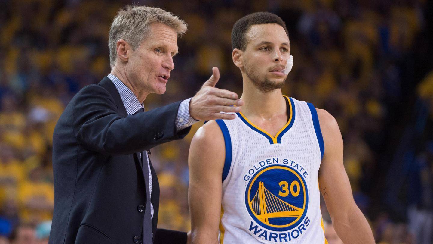 勇士体系崩溃 主教练科尔为库里抱不平 球迷:又一个回旋镖?_比赛_防守