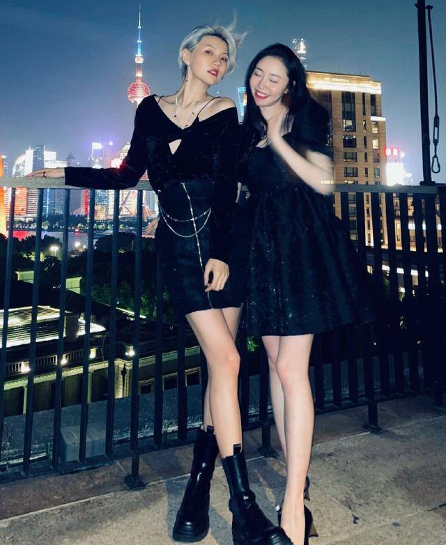 从一个名不见经传的素人,变成了吸粉上万的小网红