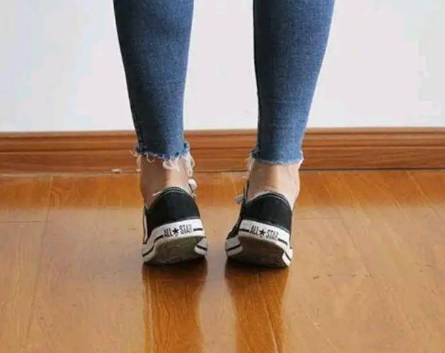 55岁阿姨每天踮脚,半年后身体会有什么变化?_运动_进行_肌肉