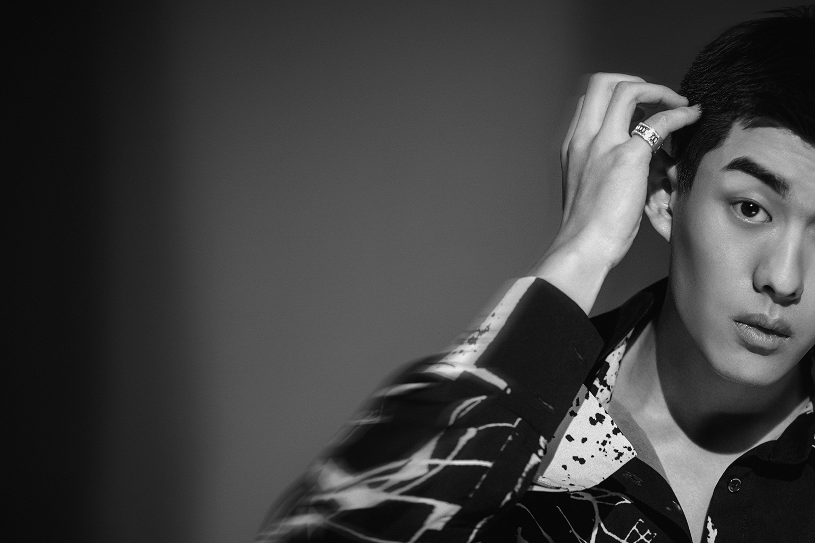 白鹿新剧《烈火军校》开拍,搭档许凯,李程斌,热血演绎励志青春_君山