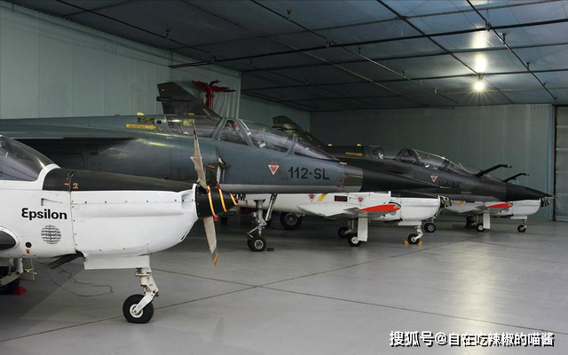 小國空軍志——法國空軍_戰術運輸機_飛機_加油機