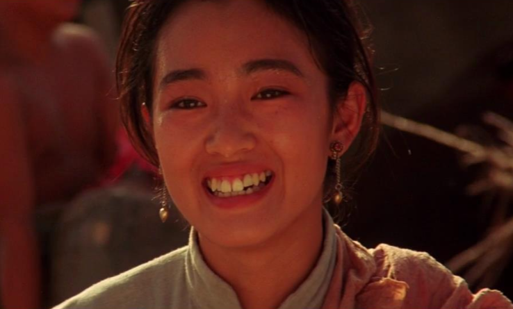 《红高粱》作为张艺谋导演的第一部电影作品,一经上映便引起了观影