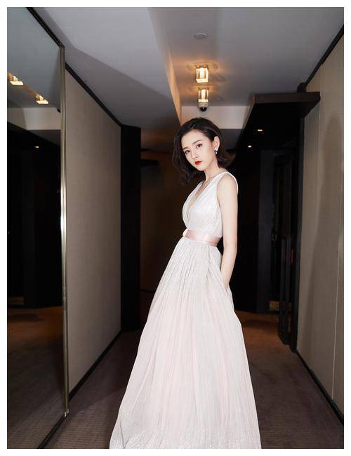 张子枫分手?王嘉尔人脉广?海清被黑_音乐_成长_天赋