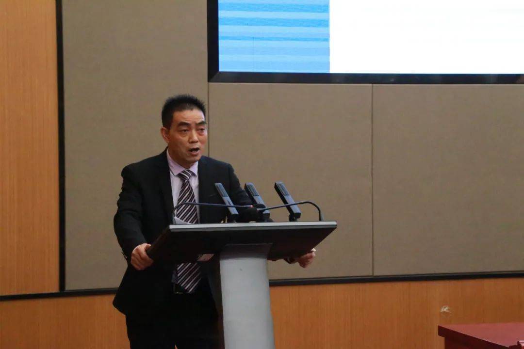 衡阳市直民办教育机构2023年度办学情况集中汇报会在衡阳华岳高级中学