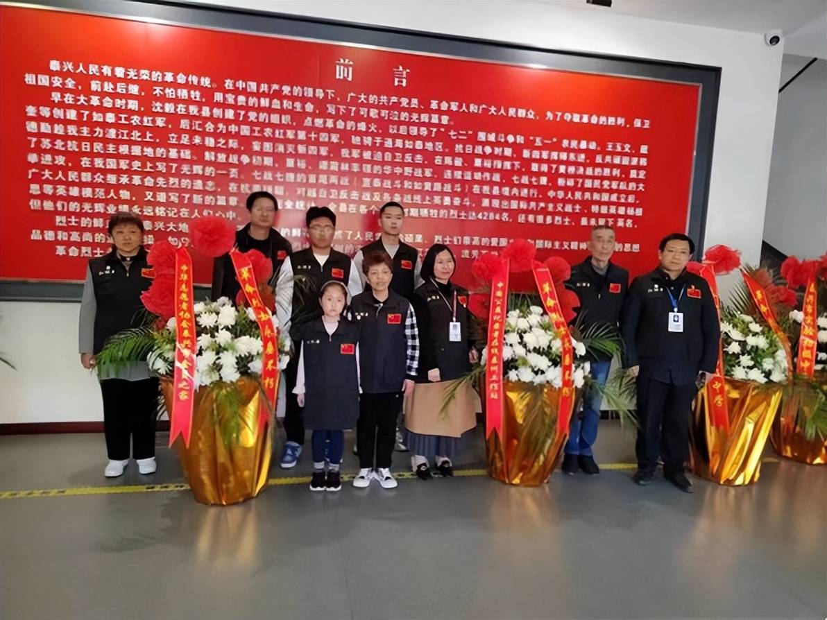 我们是光荣的中国公益记录者在线记录者