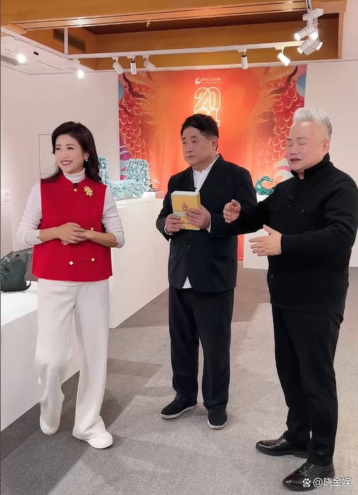 徐春妮:週末開直播逛展,開播不到一個小時就吸引120萬粉絲觀看_生肖