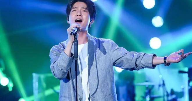 亚洲歌手排行榜_华语乐坛10大创作歌手排行榜不仅能唱还能创的歌手(2)