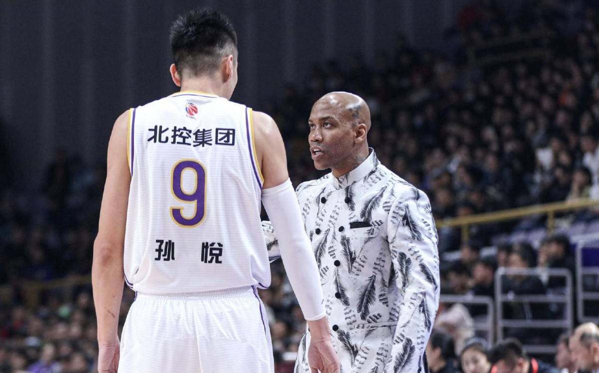 北京拒绝退役马布里球衣,轻视三大功勋,曾创4年3冠_孙悦_1_cba