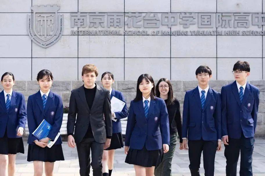 2019年与德国马格德堡大学,帕德博恩大学深度合作,成为"歌德学院"