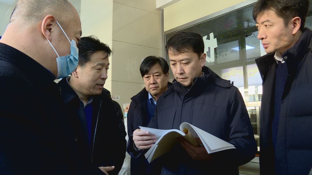 保德融媒讯1月16日,县委副书记,县长韩朝炜深入企业实地检查安全生产