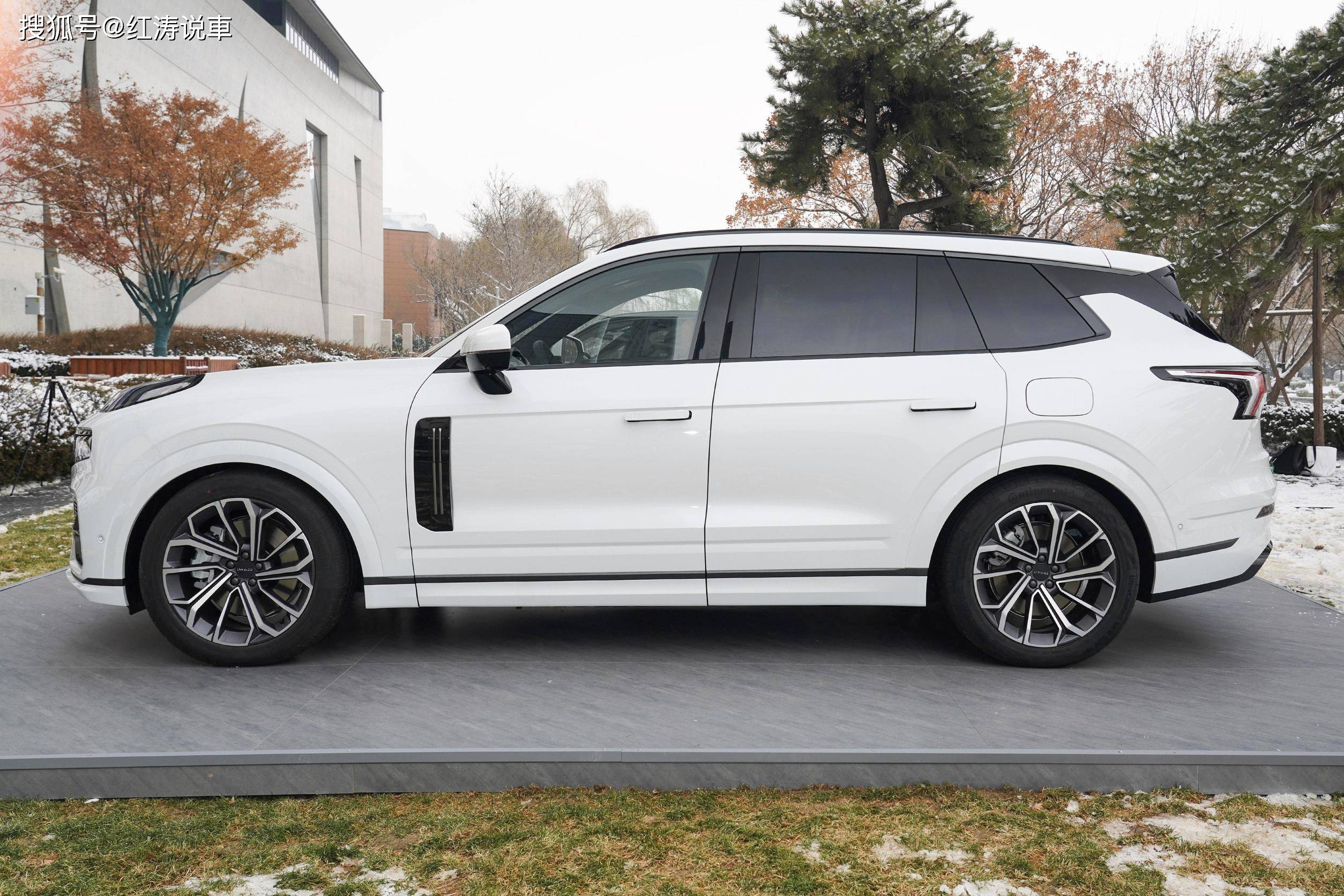 新款领克09 em-p上市,外观/内饰微调,中大型suv,售30.