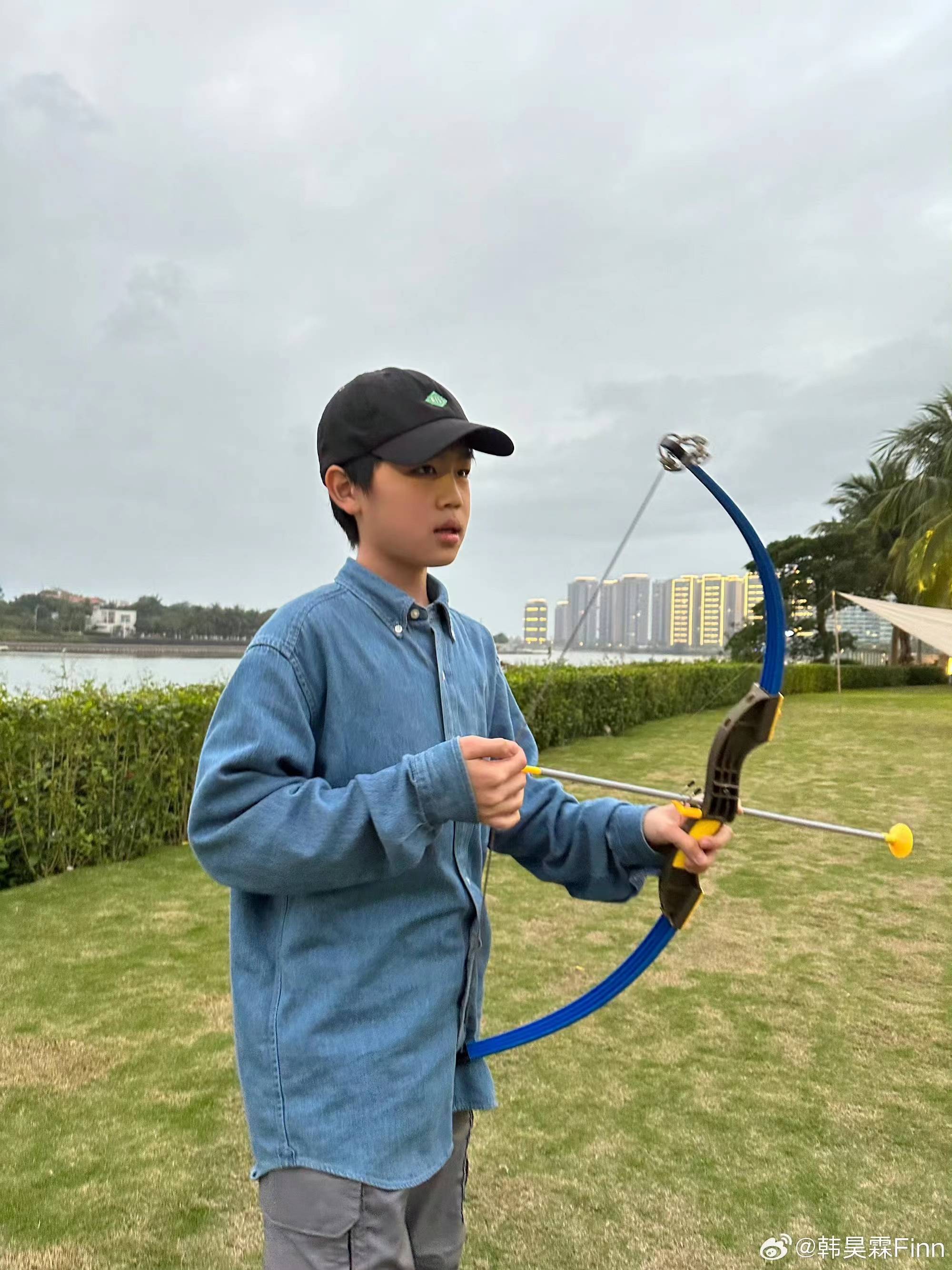 戴上好视立,眼睛好伶俐——著名童星韩昊霖重磅签约担任好视立眼镜