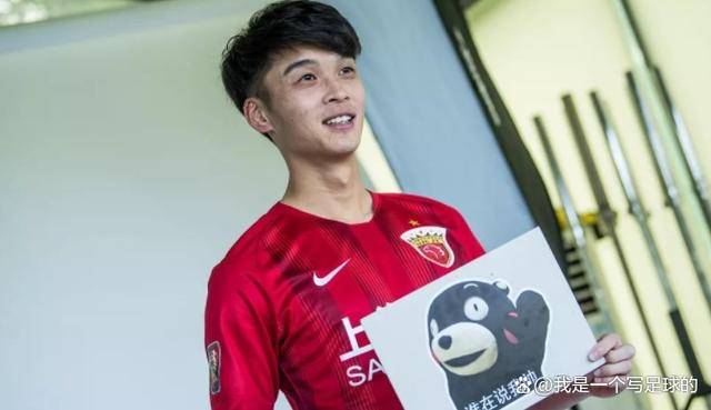 上港多任主帅束手无策的高薪球员,如今被穆斯卡特解雇_张一_教练_比赛