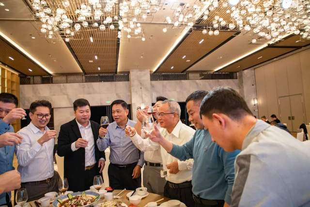 广州华立学院隆重举行2024年迎新春团拜会!_发展_校友_董事长