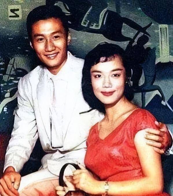 "不可一世"的谢贤,被爆中风病危,终于走到了今天这一步_生活_母亲