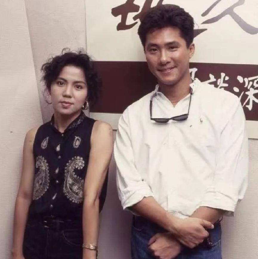 1次虐恋1次情色,他婚后生子,交给母亲养育_邵仲衡_邱淑贞_刘青云