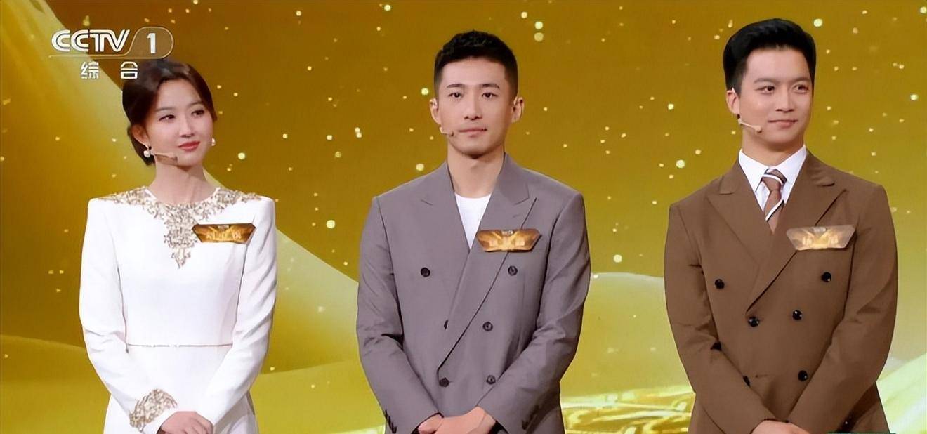 刘心悦首秀央视综艺表现出乎意料,杨帆终于有比月亮合适的搭档了_节目