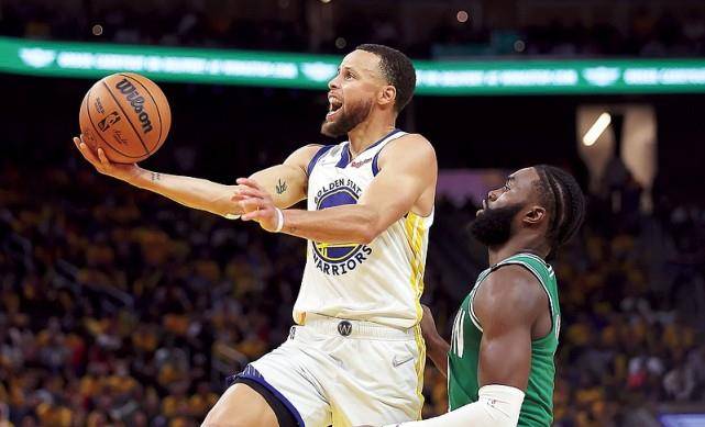 字母哥4次,杜兰特9次,唯独他20次_比赛_现役_库里