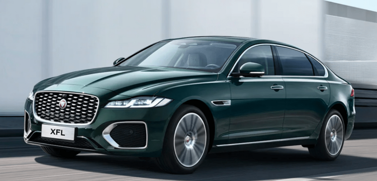 首先,从外观设计来看,新款捷豹xfl延续了品牌的家族化风格,优雅与运动