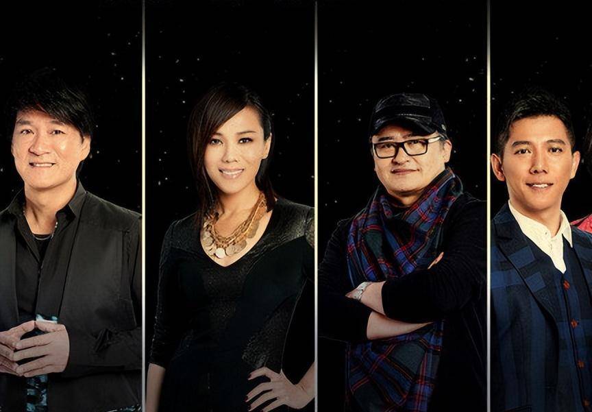 那一年,40岁的灰子凭借自己的原创歌曲《灰鸟》获得了杨坤周华健的