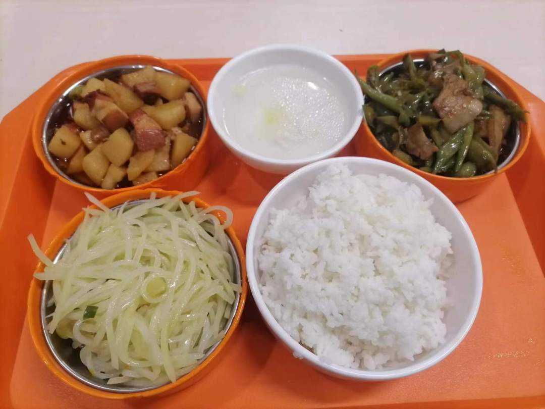 最便宜两荤一素12元,最好吃的在…成都20家大医院食堂深度测评!
