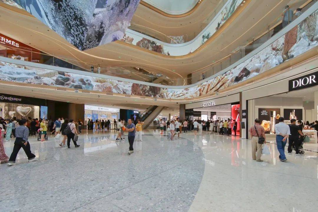青眼 | 向世界讲好中国化妆品故事