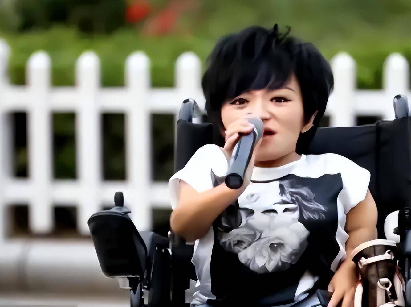 袖珍女孩李喜梅,身高80厘米,连嫁两任帅小伙,如今靠自己当总裁_沈阳