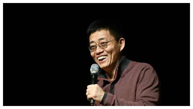 黄西_表演_观众